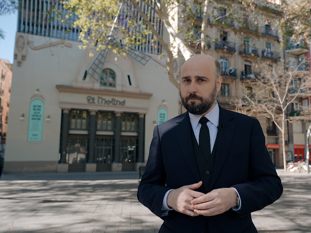 Josep Oller, un català darrere el Moulin Rouge, amb Sebastià Sánchez Sauleda